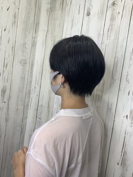 アンダーバーホワイト 南海難波店(_WHITE) ハンサムショート