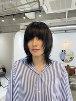 ウッド(uood)&nbsp;【uood】ウルフカットに透明感ブルーブラック