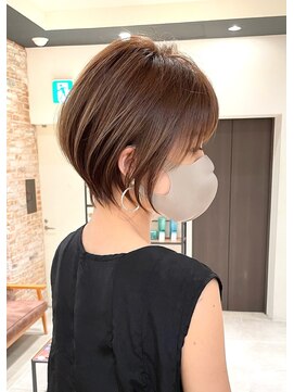 バンプ ギンザ(BUMP GINZA) ハイライト×透明感カラー×大人美人ショートボブ【ERIKA】