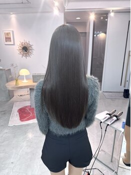 ソロ(solo)の写真/【福山】1人1人に合わせた縮毛矯正でサラサラな美髪を♪