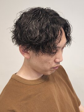 ニアウ 伊勢崎連取店(Niau) センターパート波巻きツイストスパイラルパーマ