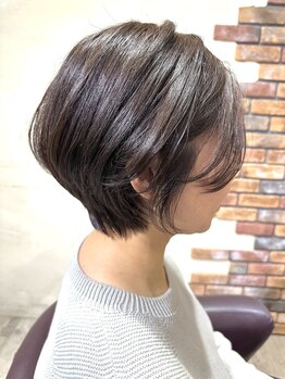 アヴィスヘアワークス(Avis Hair Works)の写真/【貝津駅から徒歩3分】口コミでもご好評◇骨格や髪質を考慮し、一人ひとりに合った似合わせカットを提供◎