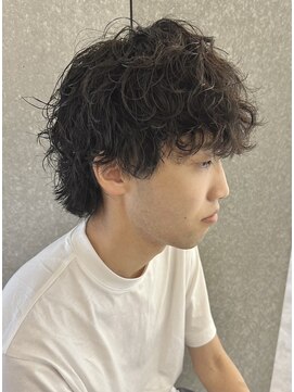 ニアウ 太田店(Niau) メンズパーマミディアムパーマシャドウパーマ波巻きパーマ眉毛