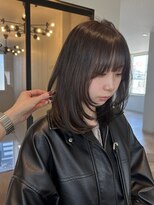 ケリーアン 太田(kelly.un)&nbsp;レイヤーカット/ナチュラルベージュカラー/透明感カラー