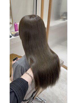 ジーナ サンシャイン通り池袋(Zina) ブリーチなしオリーブベージュ【Zina YOSHIKI】