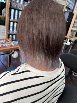 ヘアーズミンク ハグラザキ(Hairs mink Hagurazaki) レイヤーカット×インナーカラー