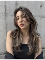 ロコスピアーズ(ROCO SPEARZ)&nbsp;ベージュハイライトレイヤーカット外国人風スタイル