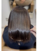 サンゼンヘアー(SUN-ZEN HAIR) 伸ばしてる途中!ストレートミディアムスタイル