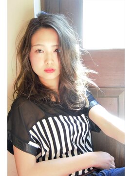 ファヴォリ(favori) 【favori  自由ケ丘】 ナチュラルカールロング