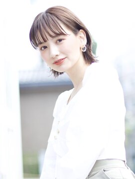 アンド ストーリーズ(&STORIES) ショート/ボブ【外ハネボブ/アッシュブラウン/ネオウルフ】