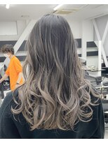 アライブ キチジョウジ(ALIVE Kichijoji)&nbsp;【ALIVE吉祥寺】ミルクティーベージュエアタッチバレイヤージュ