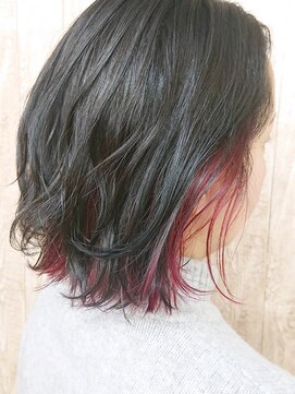 ヘアアンドメイク ゼン ヨコハマ(Hair&Make ZEN YOKOHAMA) 高彩度ピンクのインナーカラー