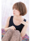 暖色系カラー大人かわいい小顔ミニボブ丸みショートc1