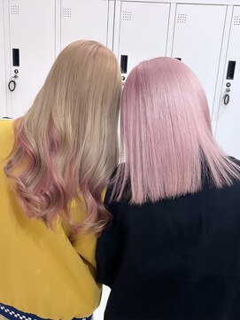 リル 溝の口(LiL) ホワイトピンク×ミルクティーカラー/ブリーチ/レイヤーカット