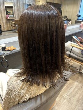 アトム(ATOM) 【外はねボブ×アッシュカラー】