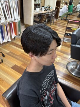 イエローコーン 金沢文庫店(YELLOW CORN) センターパート/韓国ヘア/ニュアンスパーマ/メンズヘア