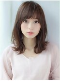 クビレ外はねデザイングレージュ