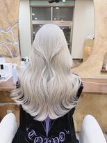 シュパーブ オリゾン(SUPERBE horizon) ブリーチ2回/ホワイトシルバー