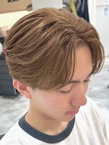 ダズルヘアーエイチ(DAZZLE hair H)&nbsp;フェザーパーマ/ニュアンスパーマセンターパート韓国名古屋20代