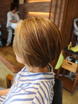 ヘア アトリエ マム(hair atelier mum) ハイライトショート