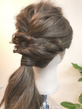 ケーアールツーエス 鳳店(KR2S) ☆ルーズ感なローポニスタイル☆【KR2S 鳳】 072-260-3626