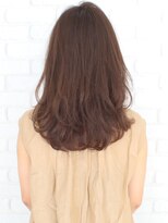 ハチ(hachi)&nbsp;小顔無造作カール ヌーディーベージュ ふあセミディ