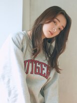 リトル 池袋(little)&nbsp;センターパートがマッチ！ナチュラルロング