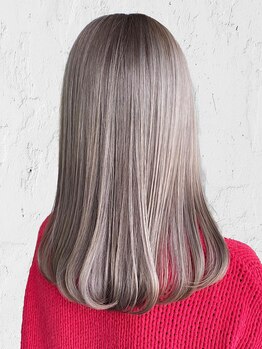 ハイトーンカラーに合わせて『WELLA systemトリートメント』をご用意☆髪の状態を良くしてツヤ髪をキープ☆