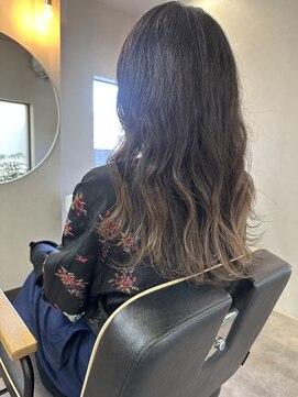 ナル(Nalu) グレージュ