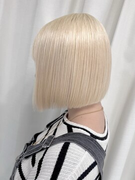 ロウル 渋谷(LOWRL) ブロンドボブ/ブリーチ