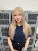 ホワイトベージュ
