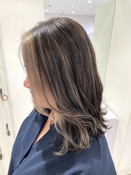 ケンジ 平塚 アネッタ(KENJE annetta) ハイライト×フェイスフレミング