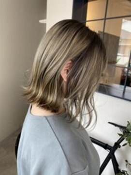 ブルーアンドカンパニー(BLUE&Co.) ミルクティベージュ