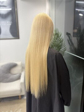 ナナ(NANA) ブロンド/ハイトーン/ブリーチ