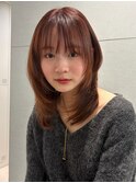 ミディアム/レイヤーカット/赤みブラウン/小顔ヘア/艶ブラウン