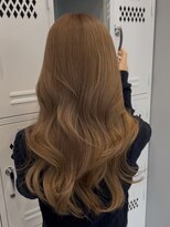 プラチナ(PLATINA)&nbsp;ハイレイヤーレイヤーカットブリーチ無しカラー顔周り