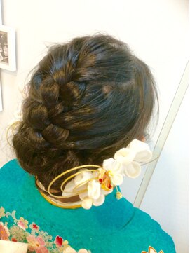 ヘアーアンドビューティー ルーツ(hair&beauty #roots) 編み込み&チェーン編み