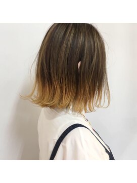 サイズ(cyez) グラデーション×ハイライト×イエロー