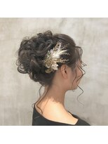 アップスタイルヘアアレンジ