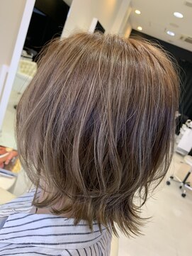 サローネデ アグスティナ バイ サンバンチ(salones de agustina by sanbanchi) 【agustina 明石大久保】外ハネボブ×ハイライト