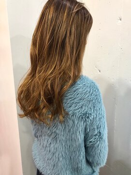 ビューティーデザイン ルクソー(LUXUEUX) お洒落なモテ髪♪透明感☆大人かわいいベージュハイライト