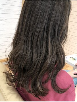 リベラ(LIBERA) ★透明感のあるブラウンベージュ★