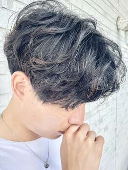 ゼロ(ZERO)の写真/ビジネスシーンや休日もON/OFF両方決まるスタイルに!カッコよく、ライフスタイルに合わせたヘアはお任せ★