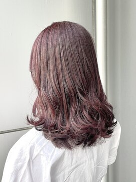 リベラ(LIBERA) 《TARO》秋ヘア 外ハネボブ  チェリーピンク