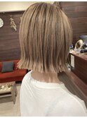 切りっぱなしボブ×くすみミルクティーカラー★中村大輔