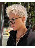 1216プラチナハイトーン韓国ヘア刈り上げフェード短髪ショート