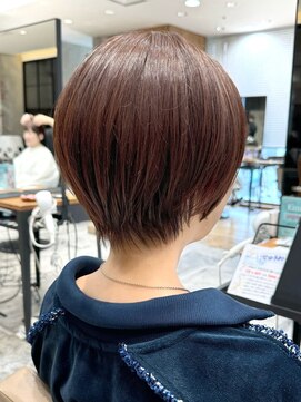 アフロート ルヴア(AFLOAT RUVUA) 〈岩田莉奈〉//★ショートカット30代40代50代縮毛矯正 新宿