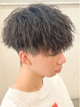 バース バイ ハピネス(BIRTH by happiness) 奈良men's縦落ちツイストスパイラルパーマ