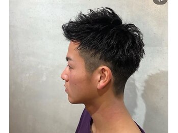 美容室 シュアリー(SURELY)の写真/【清潔感とオシャレの最前線。】SURELYのメンズカットで実現する大人男子のモテヘア【和歌山/橋本市/大阪】
