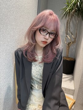 天神美容室 【KASUMI天神美容室】ホワイトピンク×ミディアムレイヤー